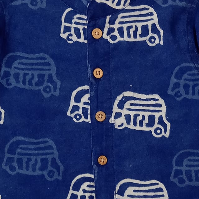 Snowflakes Boys Half Sleeve Shirt With Vehicle Prints - Indigo